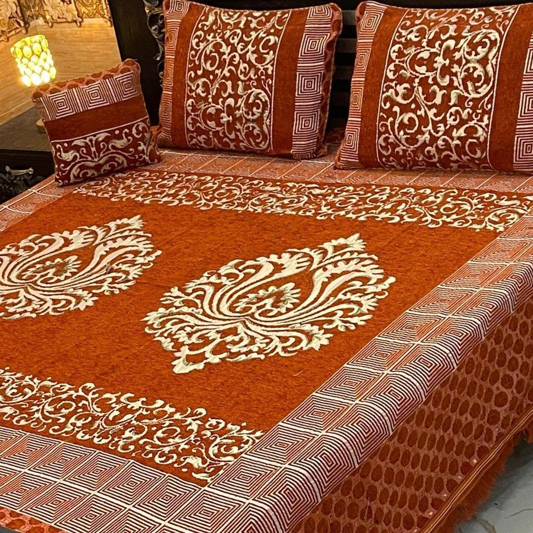 Luxurious Velvet Jacquard King Size Bedsheet Set - 4 Pcs with Embroidered Design